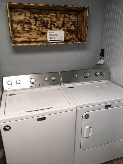 Вилла Caddy Corner Has A Hot Tub Just Outside Of Town Френч-Лик Экстерьер фото