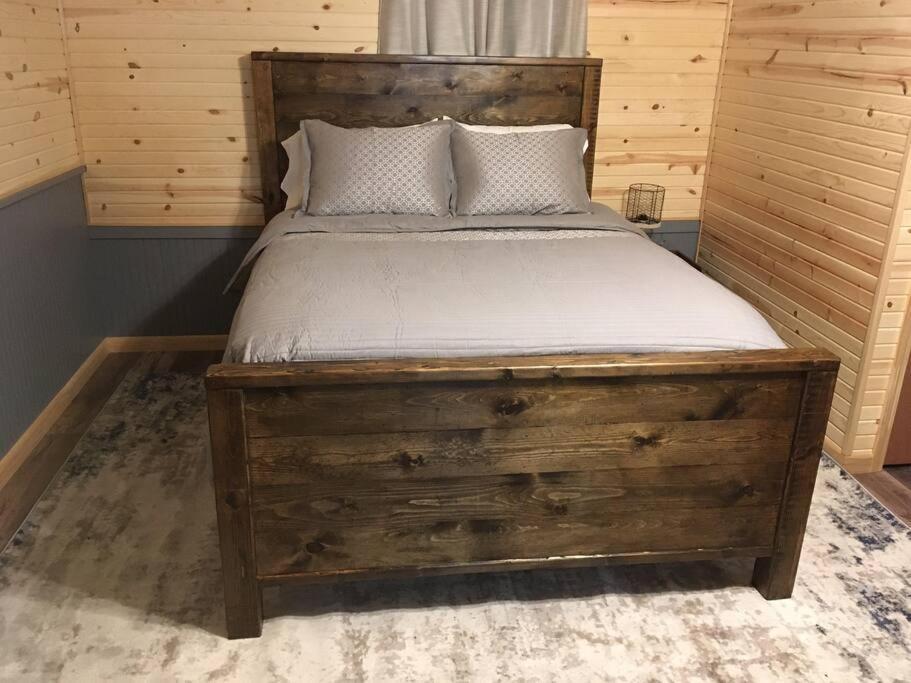 Вилла Caddy Corner Has A Hot Tub Just Outside Of Town Френч-Лик Экстерьер фото